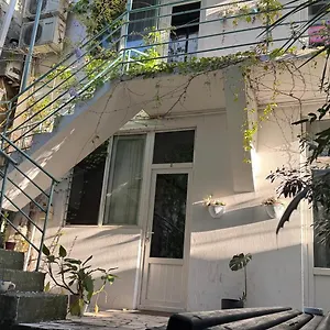 Apartment Shapatava