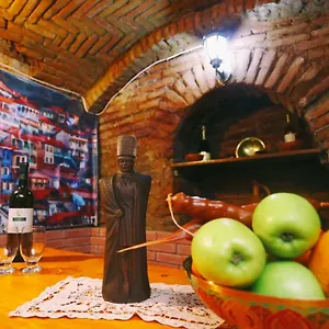 на площади свободы, улица дюма Апартаменты